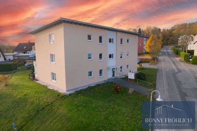 Komfortable 2-Raum-Wohnung im EG mit Terrasse in Oelsnitz zu verkaufen