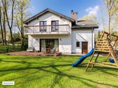 Provisionsfrei Reihenmittelhaus in 70499 Stuttgart, Im Wolfbusch