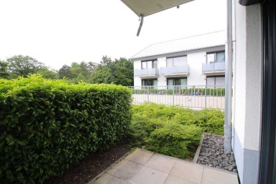 Achtung Singles und Berufstätige. Zentrale 2-Zimmerwohnung mit Terrasse und Tiefgaragen-Stellplatz.