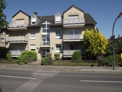 2 Zimmer Whg mit Balkon, RE-Overbergstr.