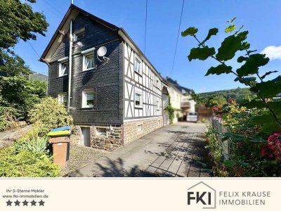 **umfangreich modernisiertes Fachwerkhaus mit Garten und Garage in Daaden**