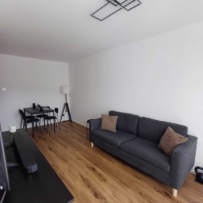 Sonnige 1,5 Zimmer - KFW 55 - Neubauwohnung mit Burgblick in ruhiger Wohngegend in Tittmoning