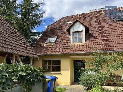 Charmante Doppelhaushälfte mit Garten in Sommerhausen