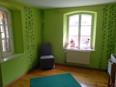 4-Zimmer Wohnung mit Carport und Gartenmitbenutzung
