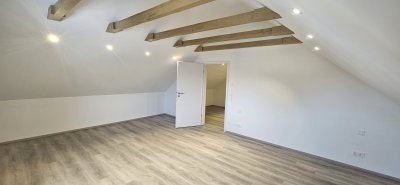 Nähe Hauptbahnhof: 3 ZKB-Maisonette-Wohnung in Augsburg Pfersee