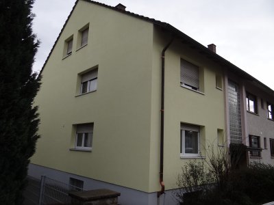 Schöne Dachgeschosswohnung weitsicht in 3 Familienhaus