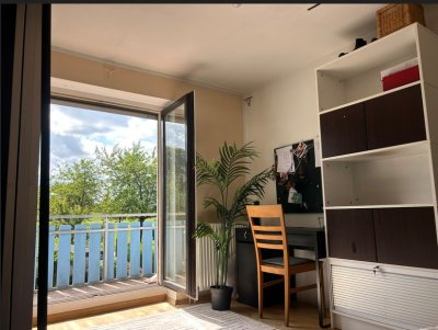 Sonniges WG Zimmer mit Balkon in DHH München Westen