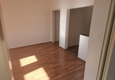 Gemütliche 2-Zimmer-Dachgeschosswohnung in zentraler Lage von Altenburg