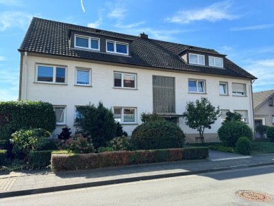 3-Zimmer-OG-Wohnung mit Balkon in gepflegtem 6-Fam.-Haus