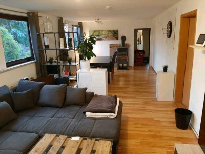 Schöne 3 Zimmer,Küche,Bad